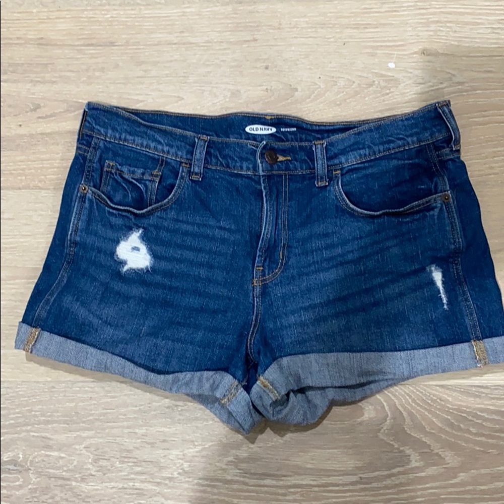 Old Navy Boyfriend ripper jean shorts